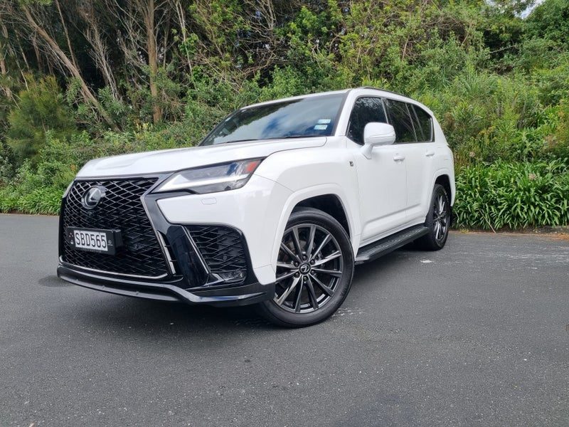 2022 Lexus LX 500d F Sport, photo 3
