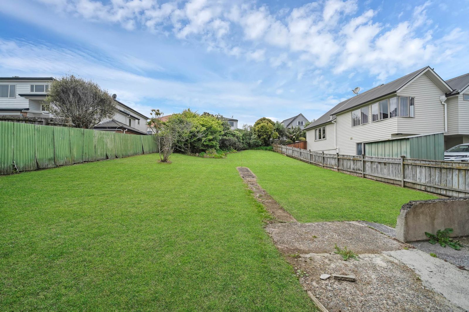 66 Staveley Avenue, Hillsborough, photo 20