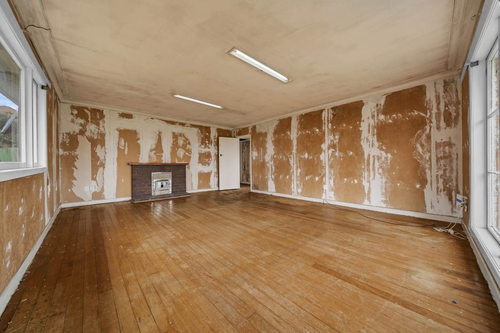 66 Staveley Avenue, Hillsborough, photo 7