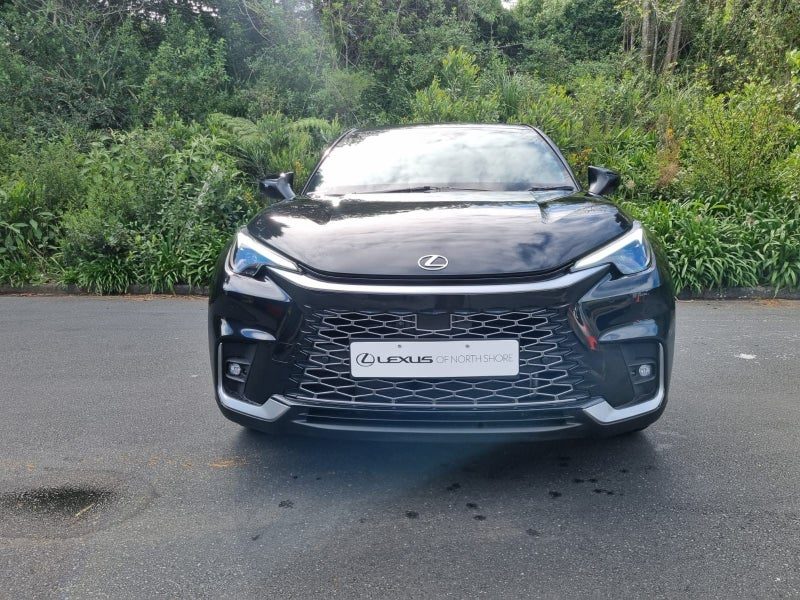 2026 Lexus LBX Relax 1.5P Hybrid AWD SUV, photo 2