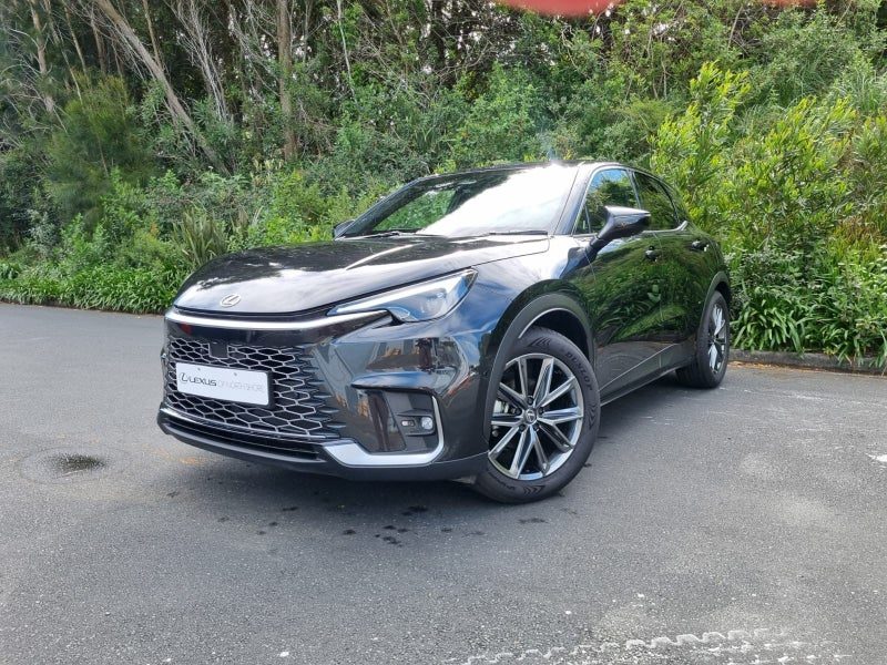 2026 Lexus LBX Relax 1.5P Hybrid AWD SUV, photo 3