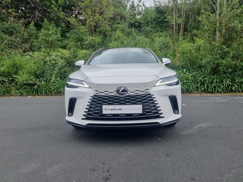 2026 Lexus RX 450h+ Limited, photo 2