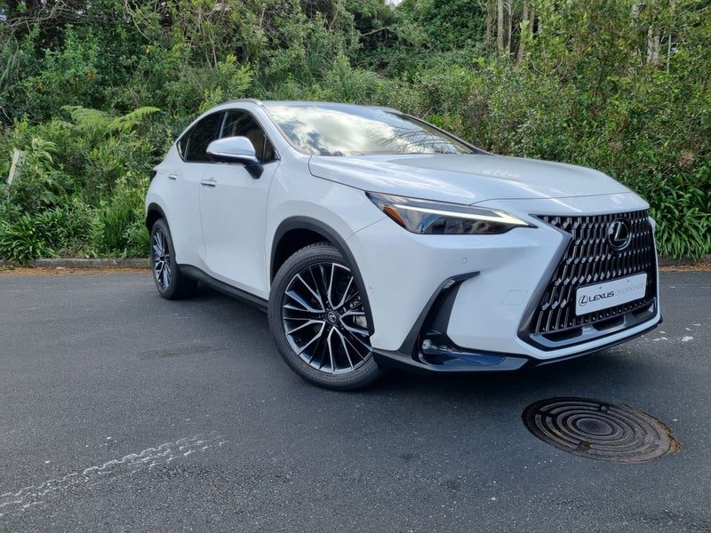 2026 Lexus NX 450h+ Limited