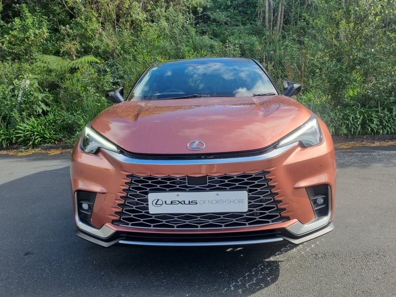2026 Lexus LBX Cool 1.5L Hybrid AWD SUV, photo 2