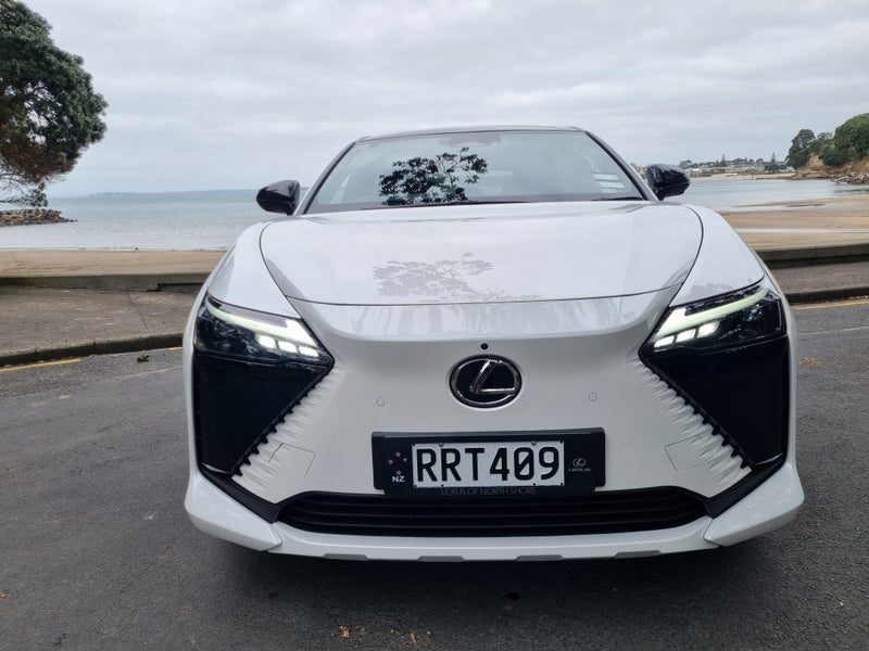 2026 Lexus RZ 500e, photo 2