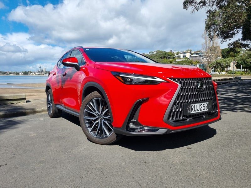 2026 Lexus NX 450h+ Limited