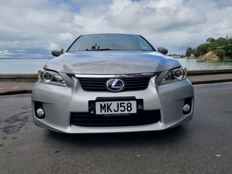 2012 Lexus CT 200h Hybrid, photo 2