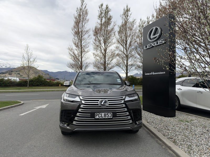 2022 Lexus LX 500d Limited 3.3DT 10AT 4WD, photo 2