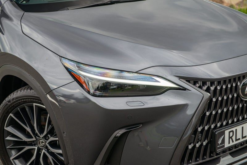 2025 Lexus NX 450h+ Limited, photo 3