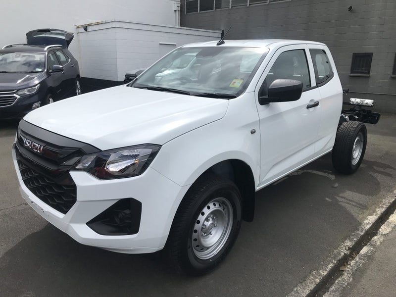 2026 Isuzu D-Max LX Space Cab 4WD F/L, photo 2