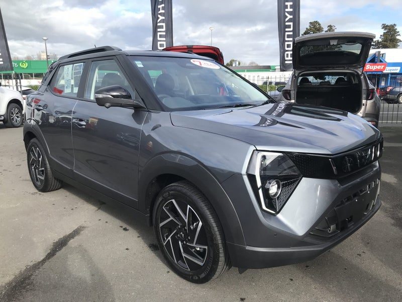 2026 Mahindra XUV 3XO AX7L 1.2PT/6AT, photo 2