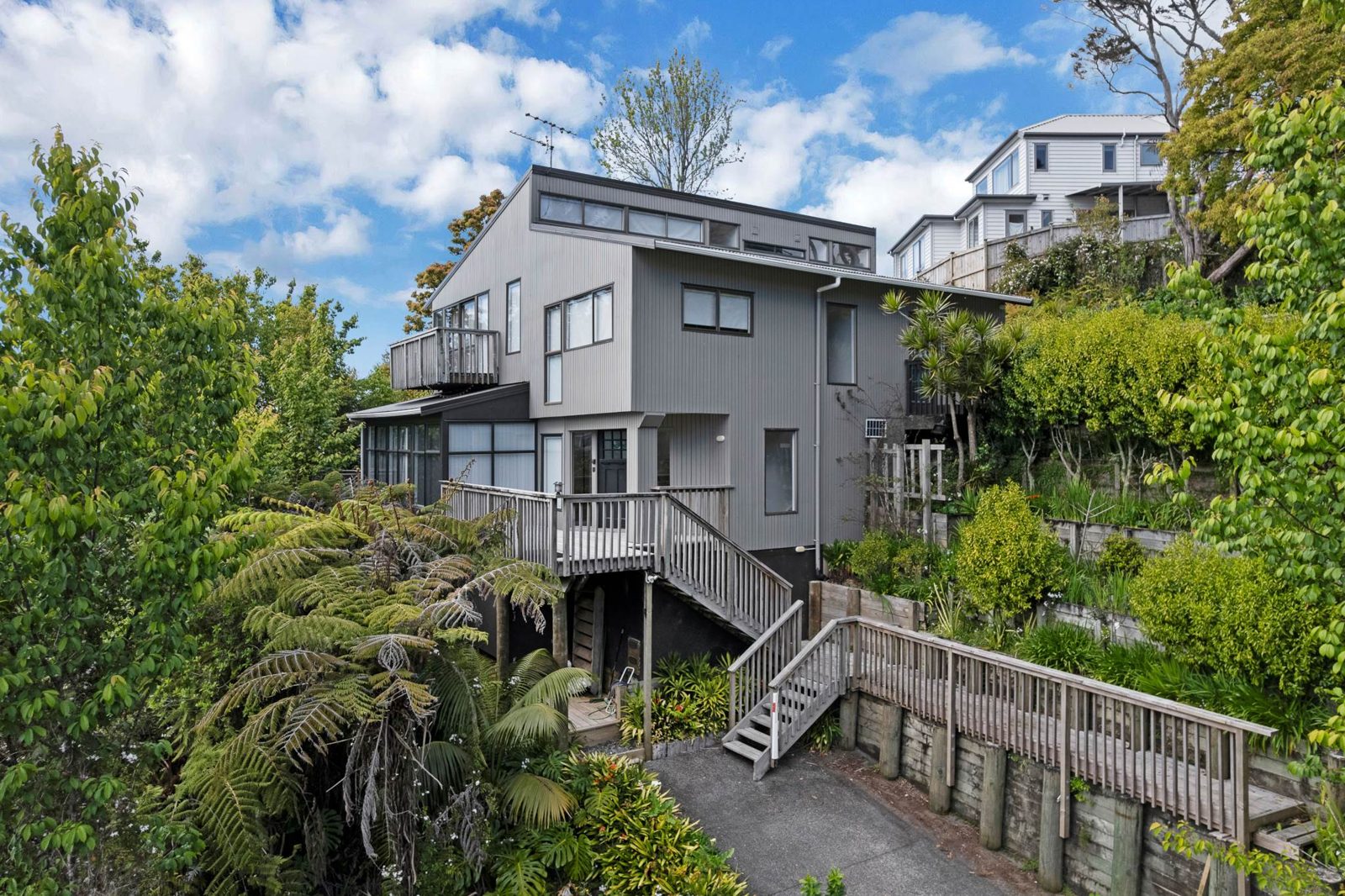 84 & 86 Ayton Drive, Totara Vale, photo 15