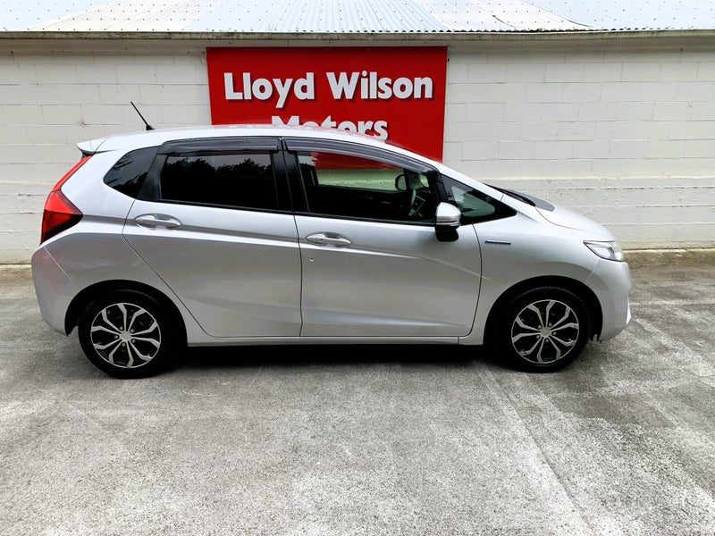 2014 Honda Fit Hybrid, photo 3