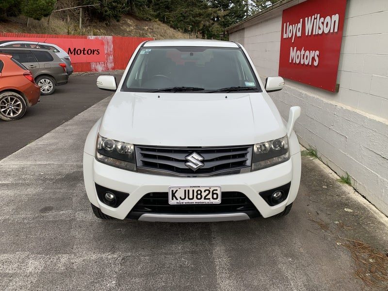 2012 Suzuki Escudo XG 4WD, photo 2
