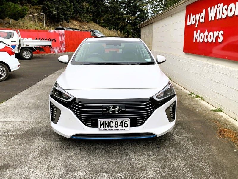 2017 Hyundai IONIQ Hybrid Elite, photo 2