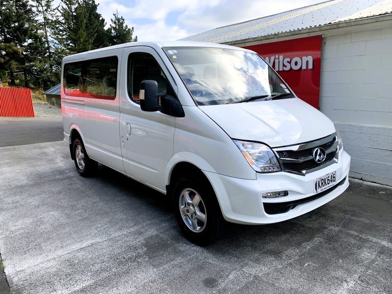 2017 LDV V80 11 Seat Amt, main photo