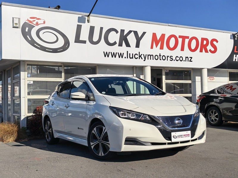 2019 Nissan Leaf X / 40KWH