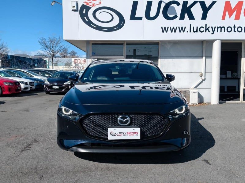 2019 Mazda 3 20S / Fastback / Skyactiv-G, photo 2