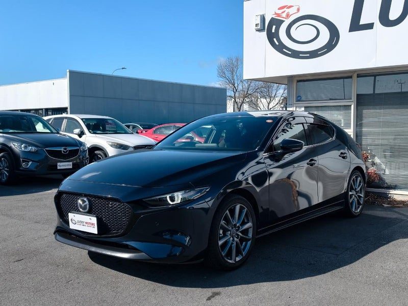 2019 Mazda 3 20S / Fastback / Skyactiv-G, photo 3