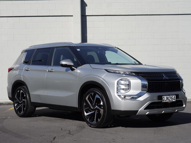 2024 Mitsubishi Outlander 2.5P XLS 2WD