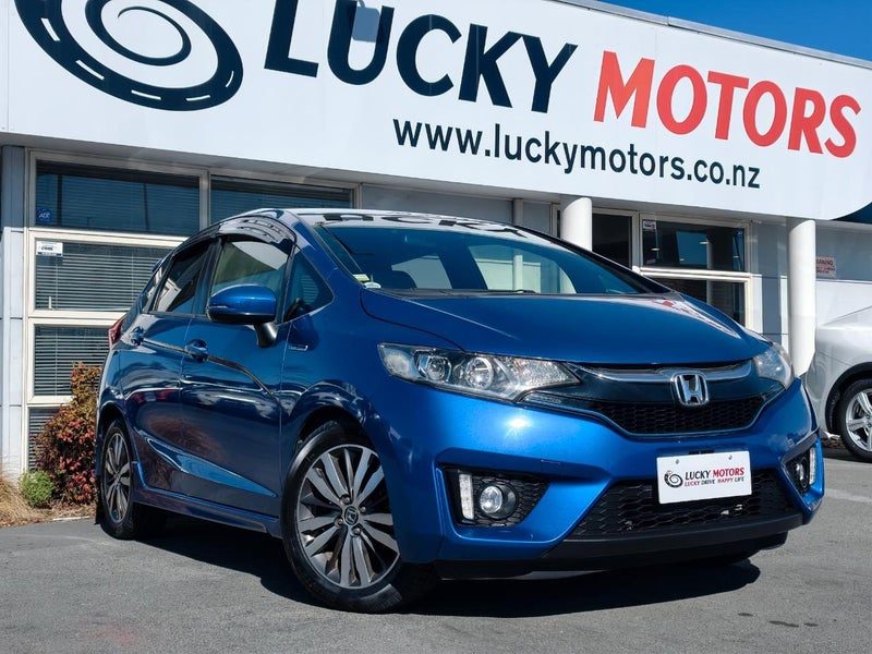 2015 Honda Fit HYBRID S PACKAGE