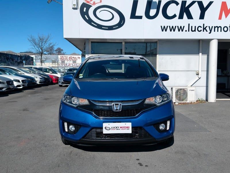 2015 Honda Fit HYBRID S PACKAGE, photo 2