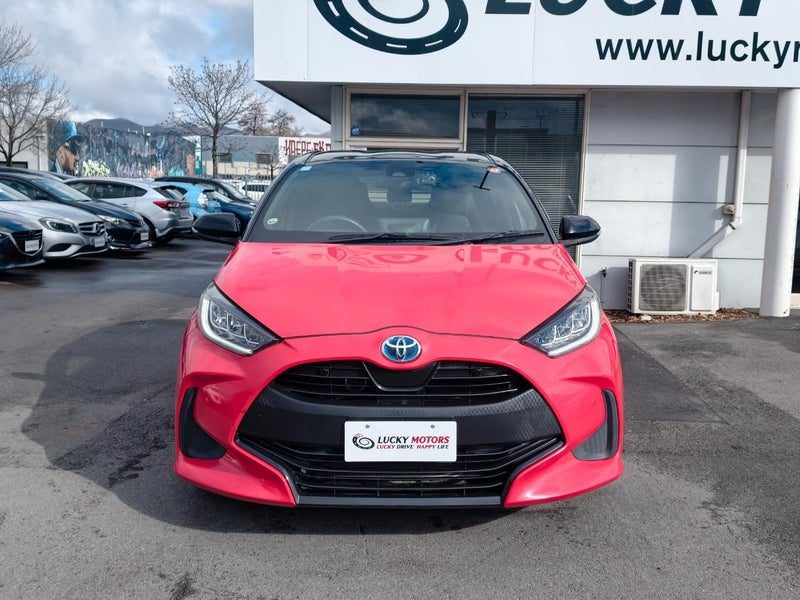 2020 Toyota Yaris Hybrid G / Push Start, photo 2