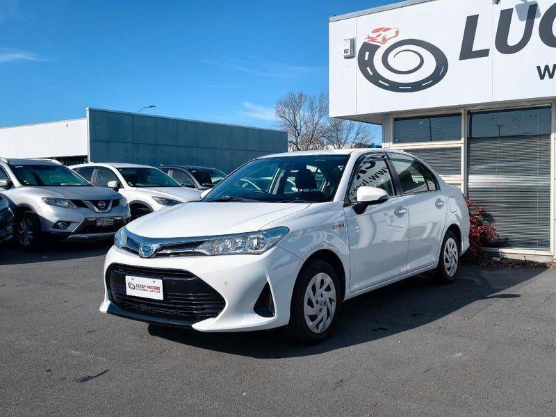 2018 Toyota Corolla Axio / Hybrid, photo 3