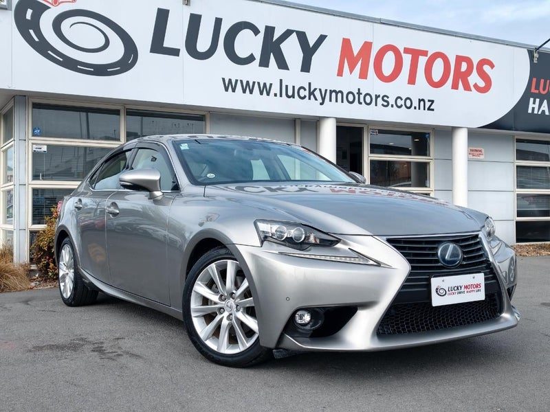 2014 Lexus IS300H 2.5 Hybrid / Sedan, main photo