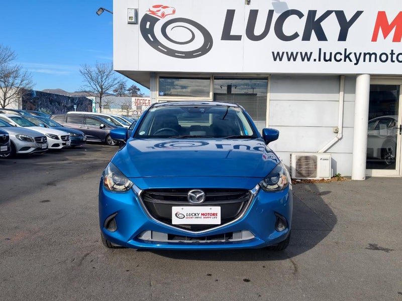 2015 Mazda Demio 13S 4WD, photo 2