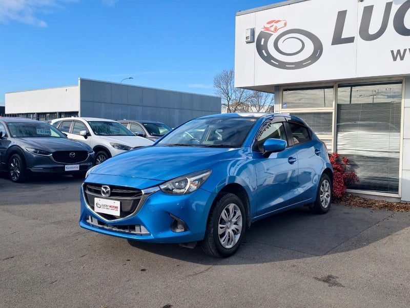 2015 Mazda Demio 13S 4WD, photo 3