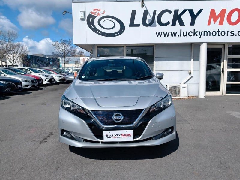2018 Nissan Leaf G / 40KWH / SOH 80%, photo 2