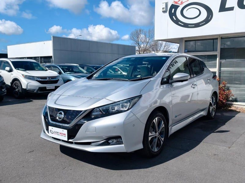 2018 Nissan Leaf G / 40KWH / SOH 80%, photo 3