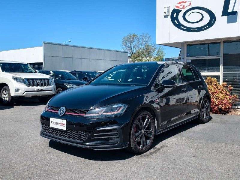 2019 Volkswagen Golf GTI / 2.0 Turbo, photo 3