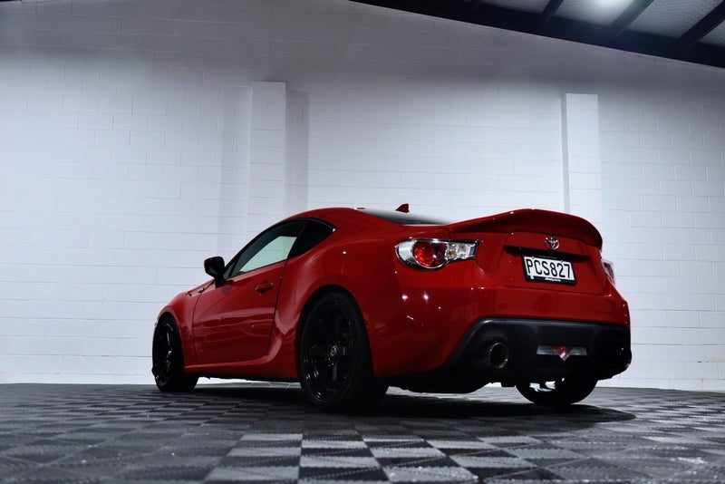 2014 Toyota 86 GT86, photo 2