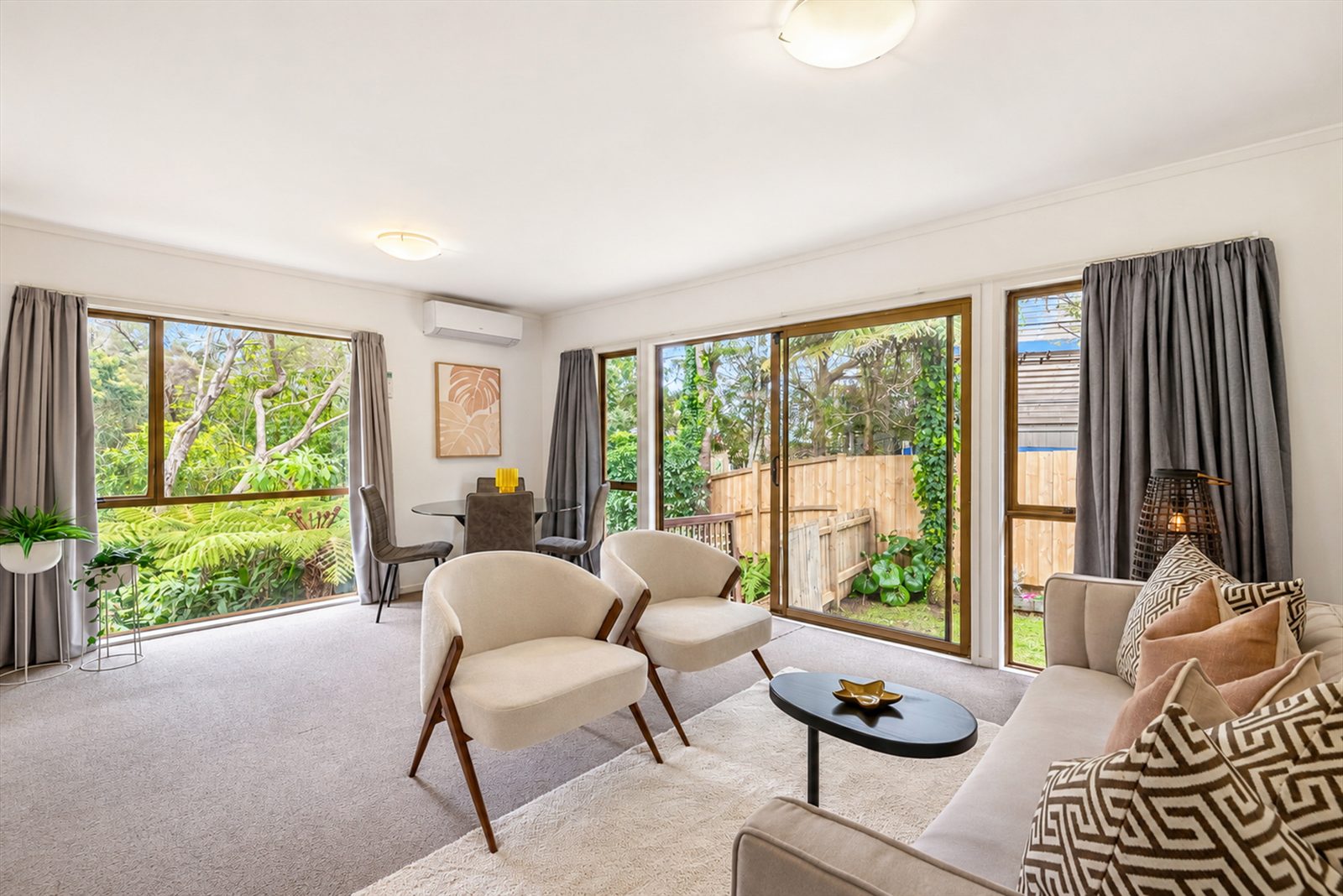 2/17 Paris Place, Birkenhead, photo 1