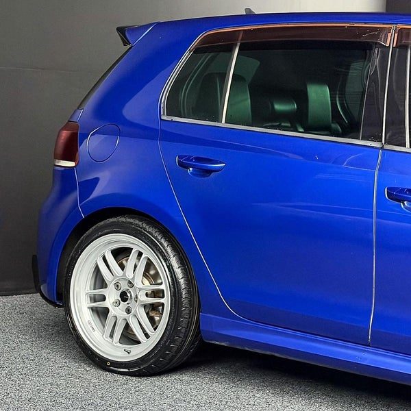 2010 Volkswagen Golf R, photo 3