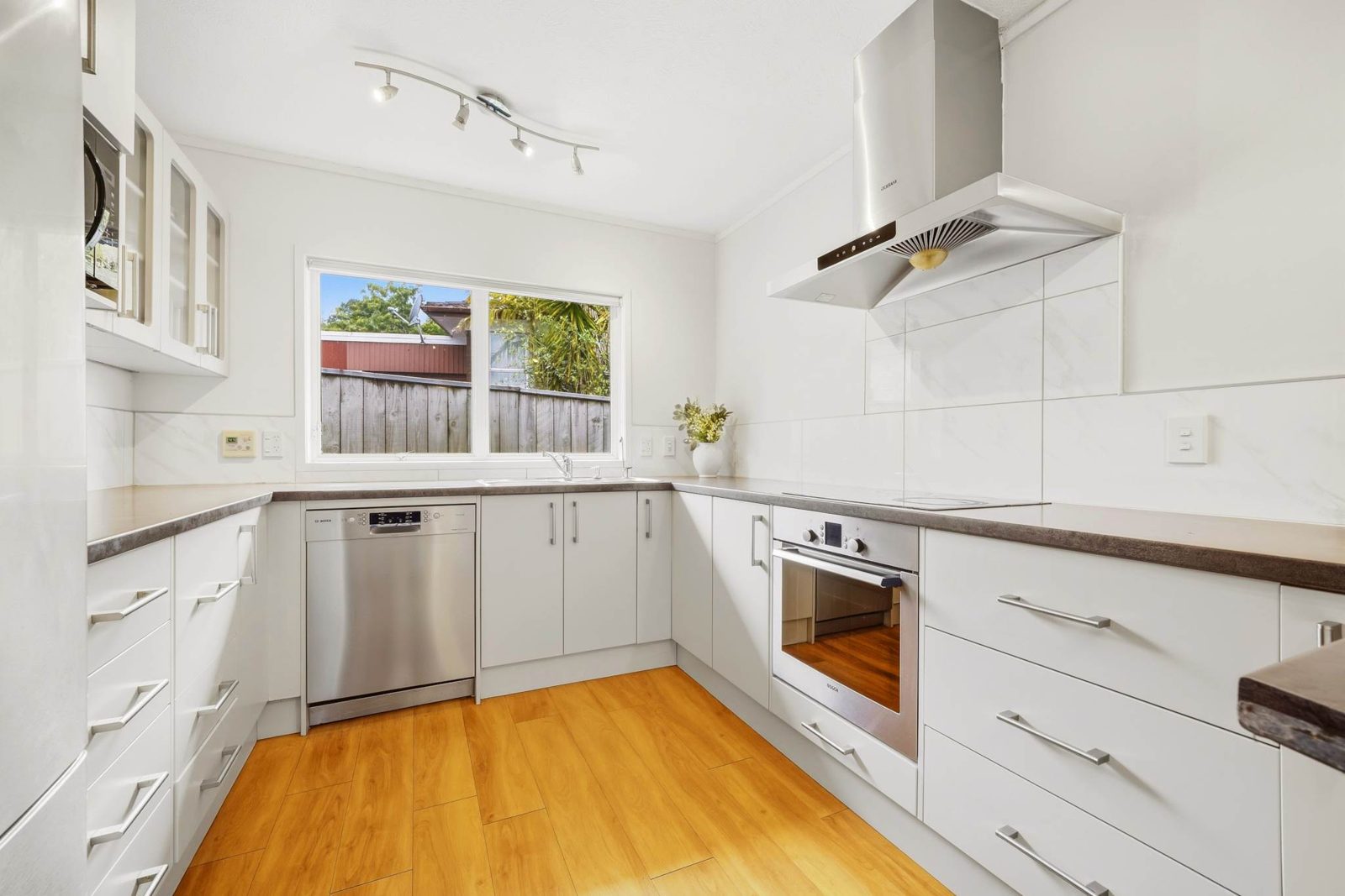 10 Montclair Rise, Browns Bay, photo 13