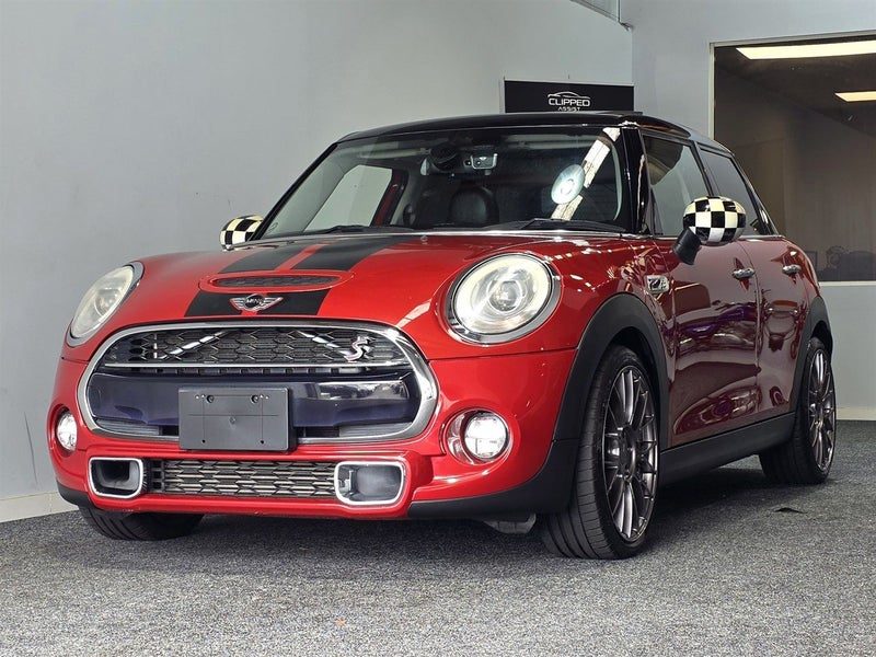 2014 MINI Cooper S / NEW SHAPE / 5 DOOR