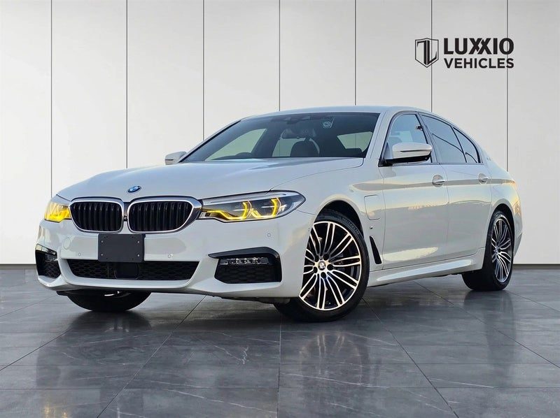 2017 BMW 530e M-SPORT / PHEV / G30