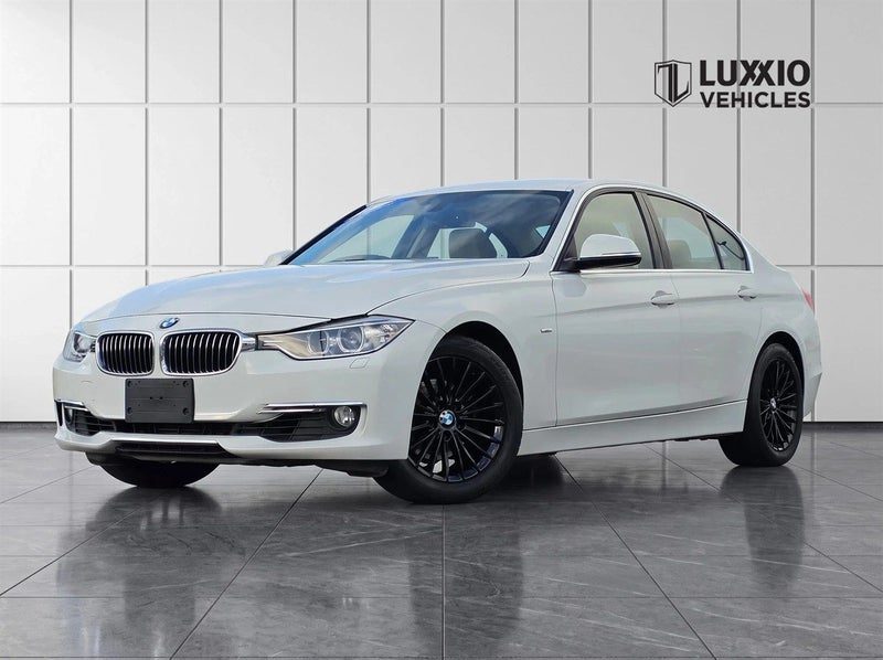 2012 BMW 320i F30 NEW SHAPE LUXURY TRIM