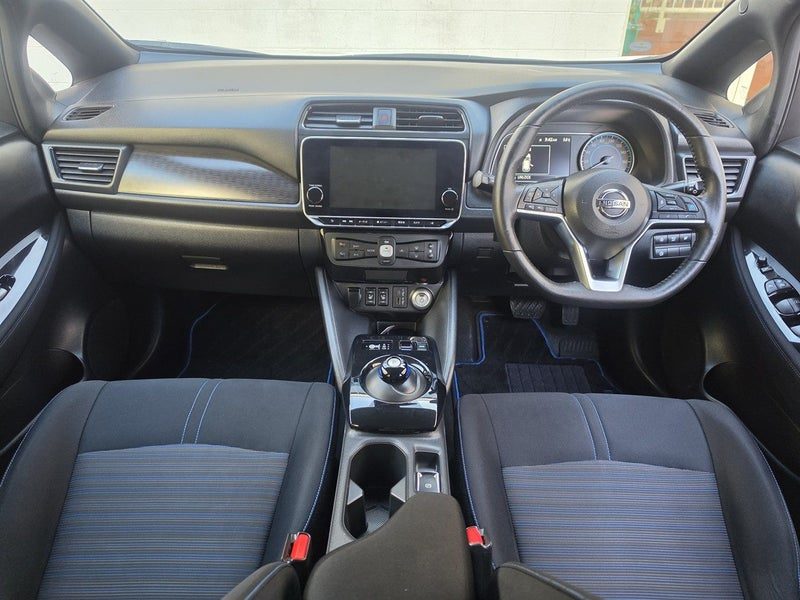 2021 Nissan Leaf X, photo 3