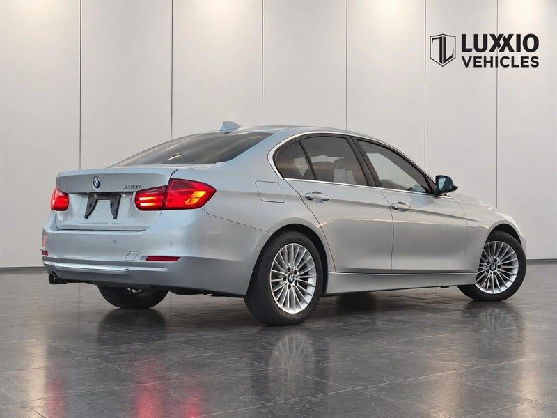 2013 BMW 320i F30 NEW SHAPE LUXURY TRIM, photo 2