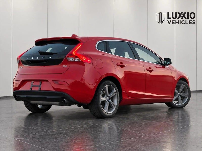 2014 Volvo V40 T4 / SE, photo 2