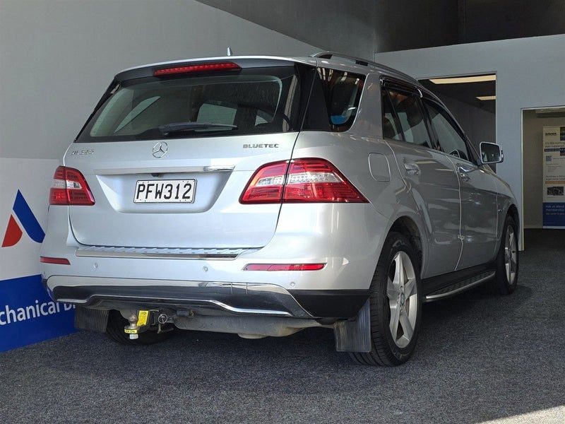 2012 Mercedes-Benz ML 250, photo 2