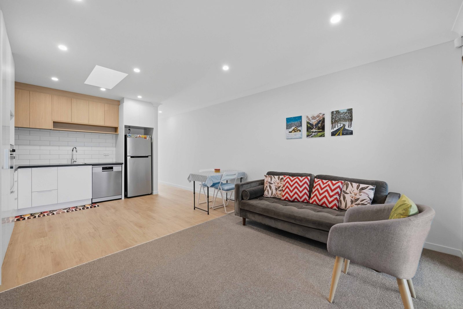 18 Orona Place, Takanini, photo 6