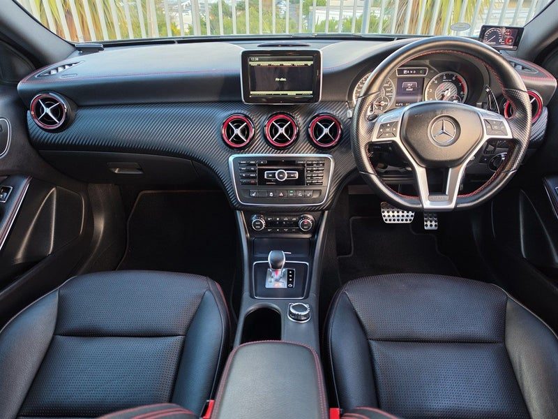 2013 Mercedes-Benz A 45 A45 AMG 2.0L 4MATIC 4WD 7A, photo 3