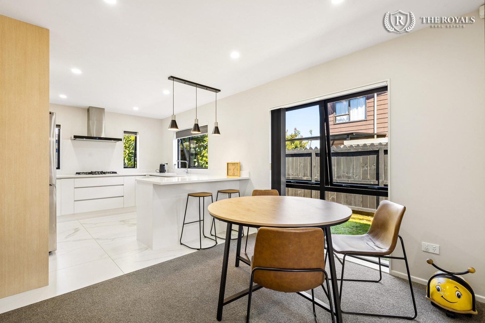 37D Avis Avenue, Papatoetoe, photo 4