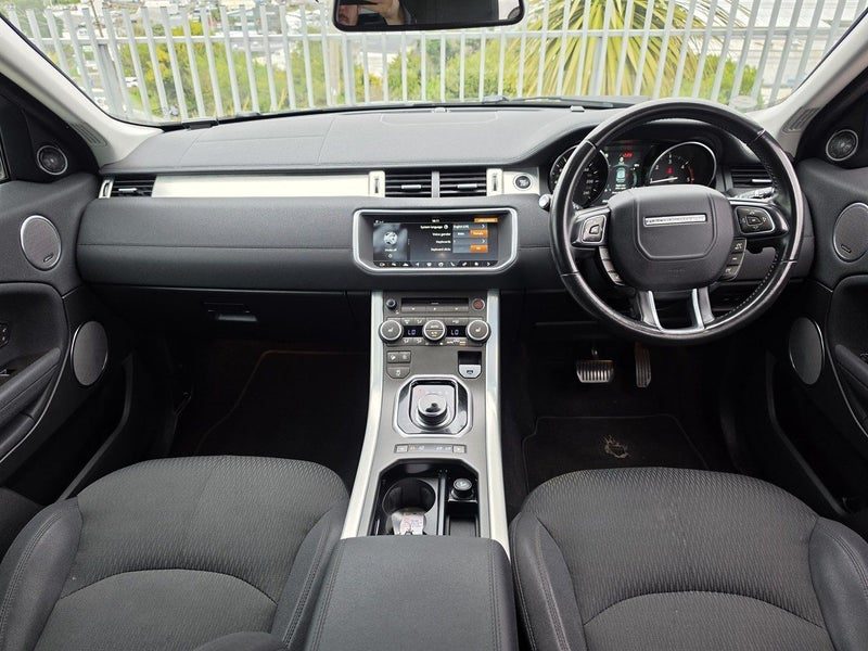 2019 Land Rover Range Rover Evoque SE, photo 3
