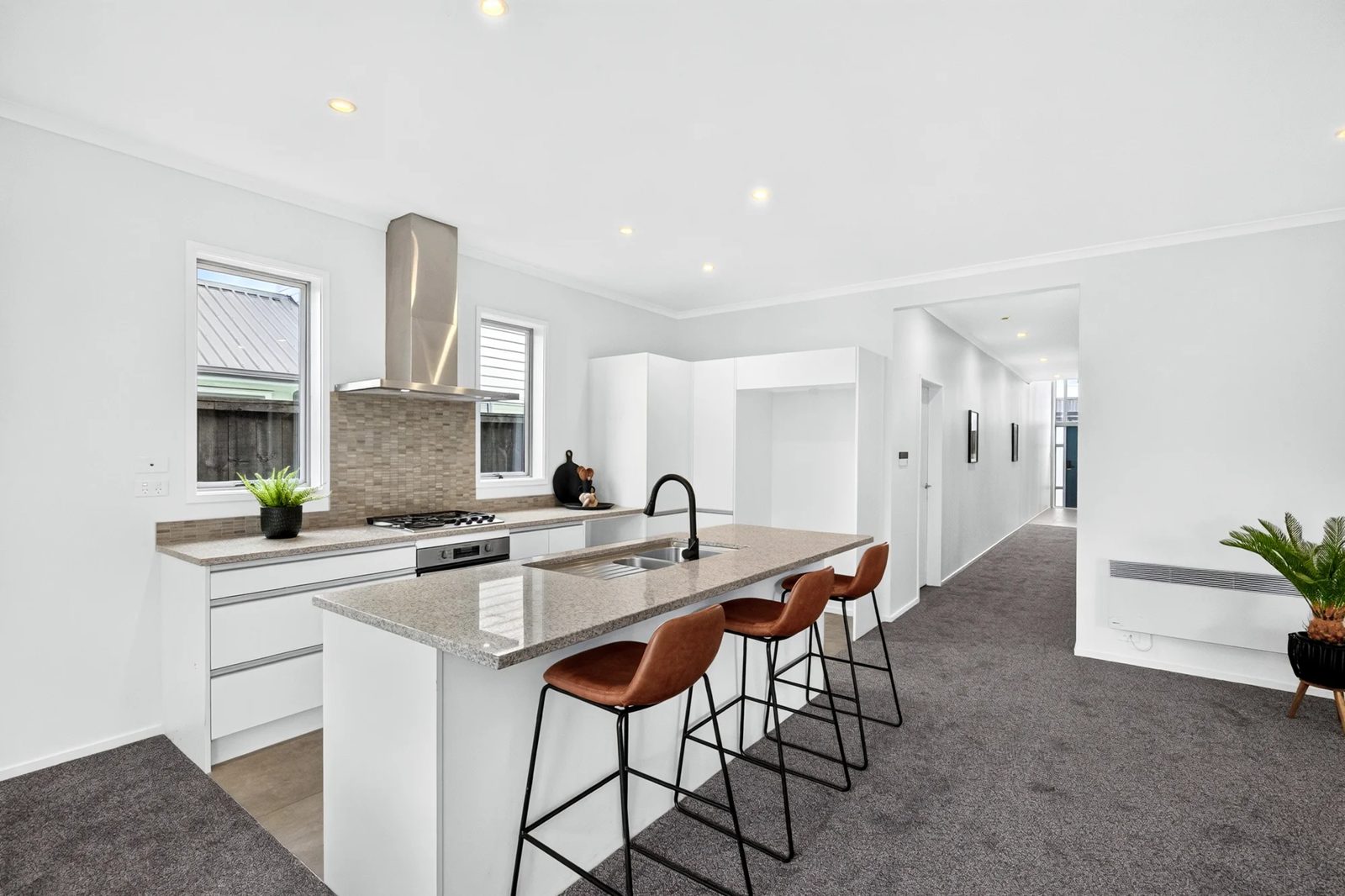 8 Poaka Road, Hobsonville, photo 8
